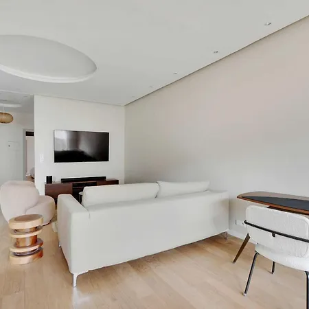 Apartment Modern Elegance A Stone's Throw From The Arc De Triomphe Paris