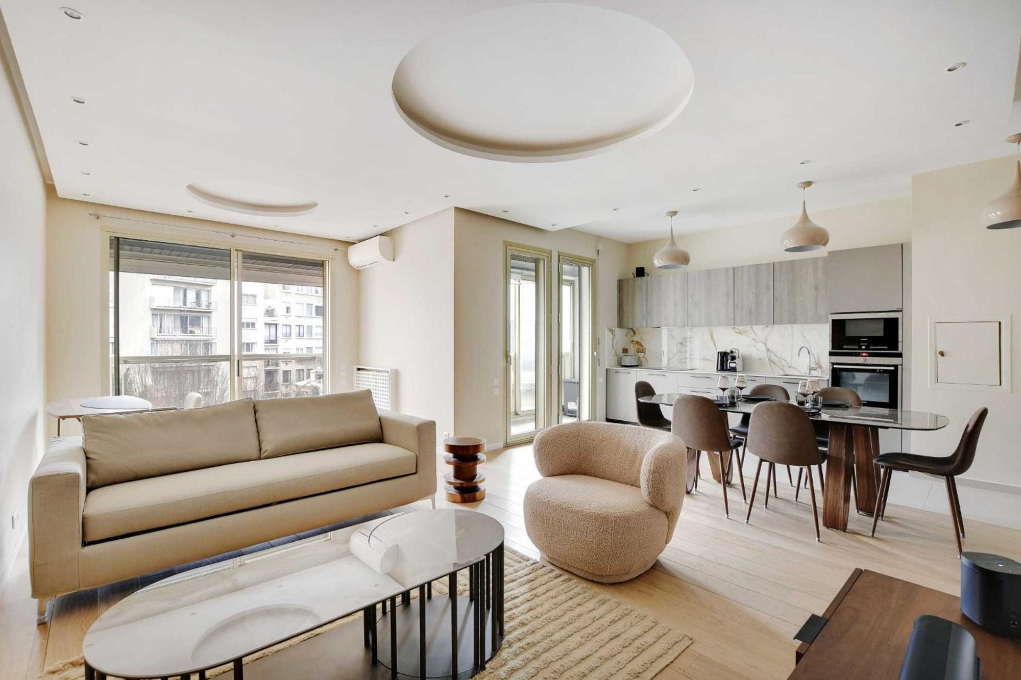 Modern Elegance A Stone's Throw From The Arc De Triomphe * Parigi