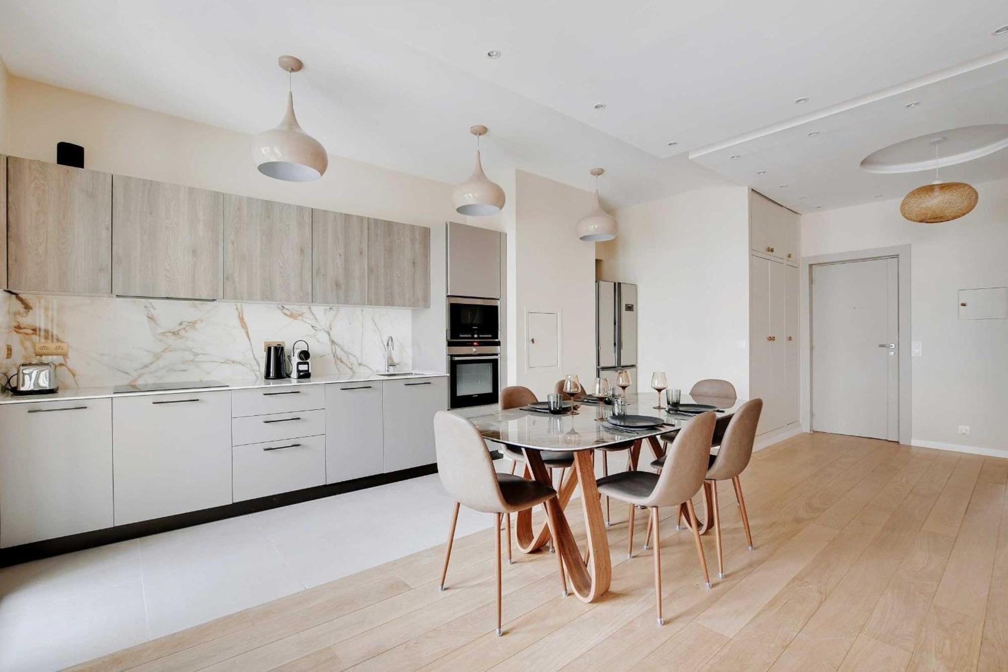 Modern Elegance A Stone's Throw From The Arc De Triomphe Parigi