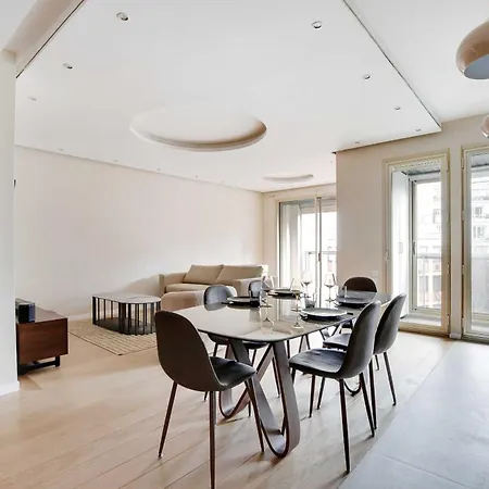 Appartamento Modern Elegance A Stone's Throw From The Arc De Triomphe *